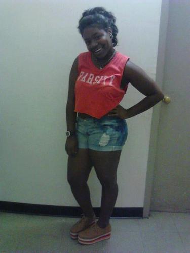 &nd I was like wait , hold up.. Pleaseee let me roll up!