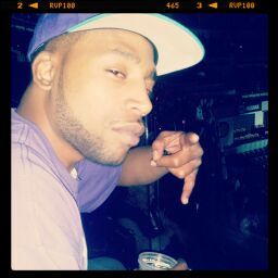 UPPER ECHELON, LLC Booking: UEMUSICPR@GMAIL.COM #Team100 #TeamUE