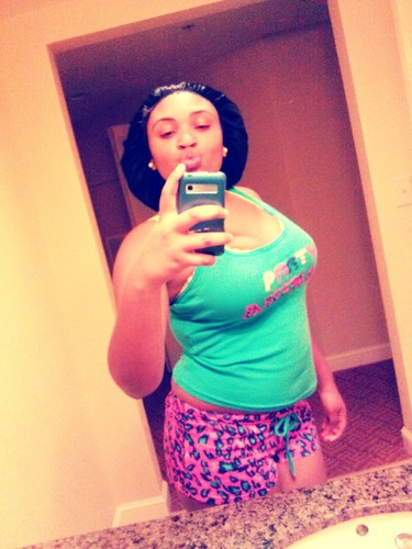 #Follow my bestie @Bam_baby123 Go follow mi bae @FatBoiDoinIt he'll follow u back #Team US #Team faithful #Team takin by a EB nigga #Team R.O.D fah hym