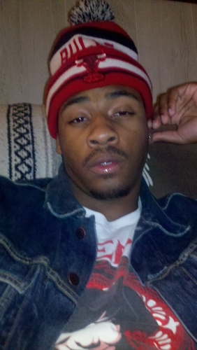 #TeamLakers#Team brownskin# teamiHoop#teamretrojordan# teamfollowback follow me on instagram @TrevonTaylor_ love myy squad #24