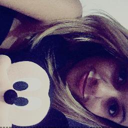 Aqui sua inveja só me Fortalece 

(...) Qee NovinhÀA TeeriiveeL ' ♫♪