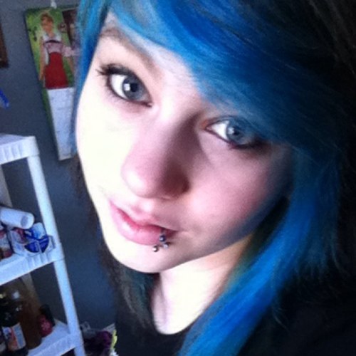 DanielleKaChue's profile picture. Hey! Im Danielle! ⚓
I'm 15. 
Sophomore. 
Music is life. 
Live life to its fullest.