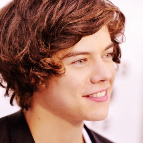 Just hear the beautiful music that 1D:) makes and love trust and respect there music like how i do