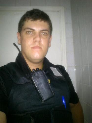 hellgo23's profile picture. 13 de dezembro 2012 o dia mais feliz da minha vida , nasce pietra minha anjinha de luz , minha vida , minha razão de viver te amo filha !  :)