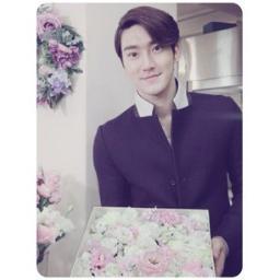 Choi siwon∞ | Siwonest | @siwon407 is mine! |