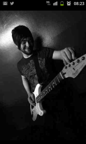 I'm Ryan, I like lots of music, My three awesome kids, My wife, My dog, My guitar, My bike.I also play in @fuckengarde @wagertheband