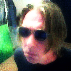 alexvandaalen's profile picture. artist