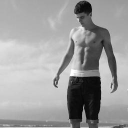 Bostonian fan of the amazing, gorgeous, and extremely talented @HobbieStuart. Hobbie follows!
