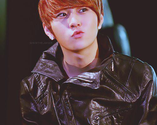 I'm from taiwan B2uty&4nia&melody And like many other kpop group please follow:)) Cube family 3