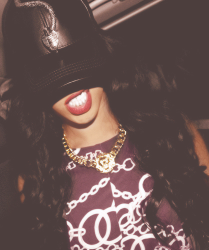 RIHANNA.