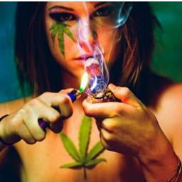 The Original Prettty Pott Head 
#StonerNation #FlowerChild ✿