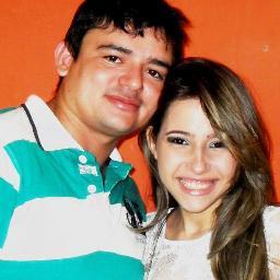 23 anos,signo de escorpião,Flamenguista..E Casado