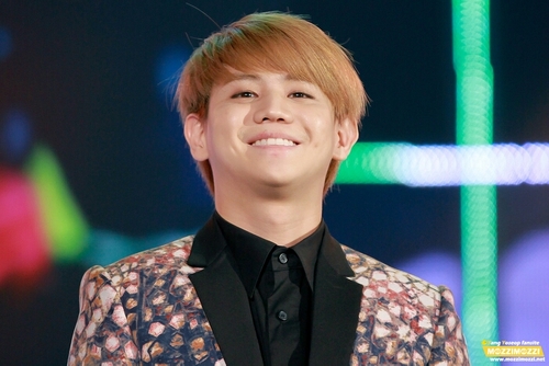 요섭봇입니다!  I'm not real yoseop real yoseop's account (@itzmeys) /[2012.11.24~Guard팸]2012.12.23일 봇종료/