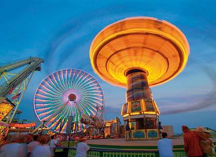 ReTweeting news and info from Wildwood NJ businesses, organizations, and news outlets.

Please RT our RTs, and help us spread the word about the Wildwoods!
