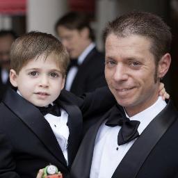 Husband, father, family chef, ultra-marathoner, Ironman, taekwondo black belt, musician, and devops guy.
@chargrill@mastodon.sandwich.net