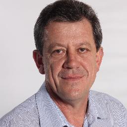 Formado em Ciências Sociais, 54 anos, casado, 2 filhas. Ex-secretário do Meio Ambiente. Vereador eleito em 2012. Atual Secretário de Desenvolvimento Regional.