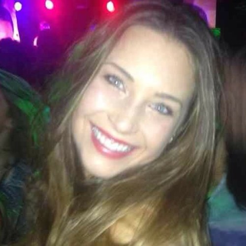 e_barker21's profile picture. 