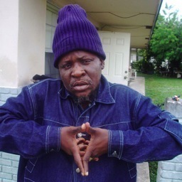 Grindsman lead Ragga with  strong core voice of Jamaica's 90's incorporated HipHop Influenced  Das EFX,KRS One, Busta Rhymes!
