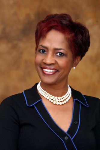 A passionate Financial sales rep, and dedicated wife and mother of 5 residing in the beautiful islands of The Bahamas. http://t.co/oQ7E8zUV