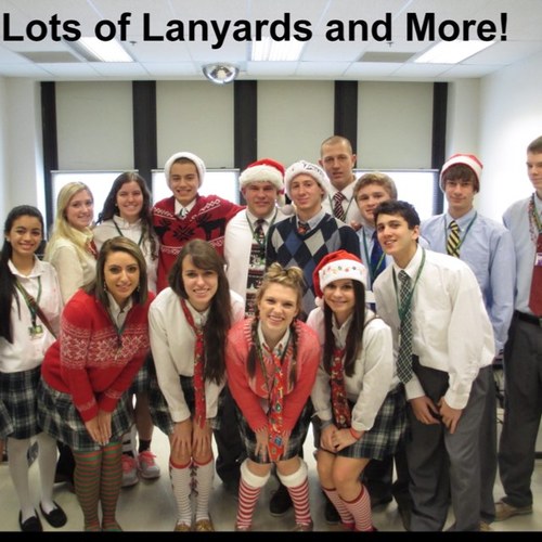 the first international business twitter! lotsoflanyards 2! check us out /site/lotsoflanyardsmore/