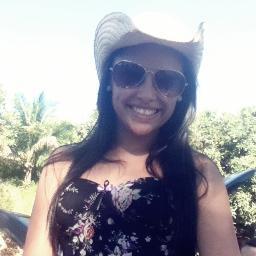 Não me julge, você sabe o meu nome, não a minha história!