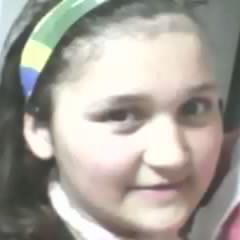 Idade09anos/gosta de coca cola chocolatee...