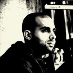 DJ & Producer. Love NI's Traktor Pro 2 and X1... Reason and many more.... Check my profile http://t.co/8juaZ8MR for new productions and djsets