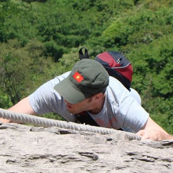 #technology enthusiast. Man of #fitness. Love to work and play hard. Enjoy old school hip-hop, comedy, and reddit. #socialmedia, PR, and return +K @klout.