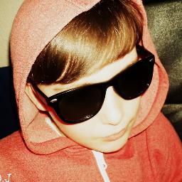 DavidTheyGayvid's profile picture. 