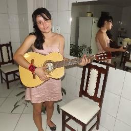 rebecabernardo's profile picture. 