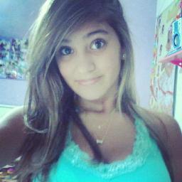 Aconteça o que acontecer ,siga em frente! minhasss só MINHAS @carlinhaapraado  @_grazydiias , @poshamila_ (':  anjo MEU @brunnozl_  ♥ sou da @Ju_almeeiida u-u