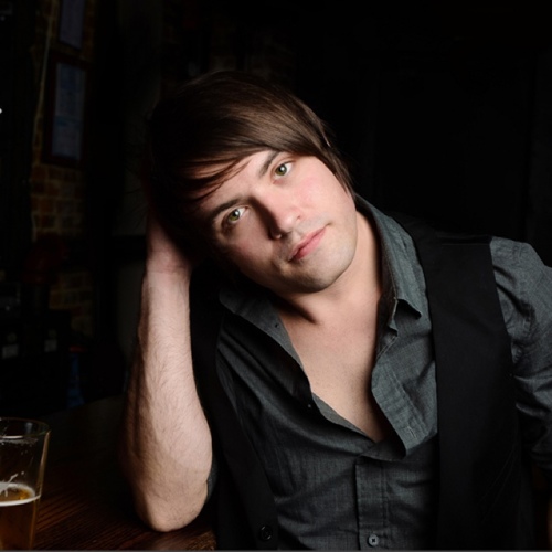 My not so boring life.
Singer/Songwriter for VA Beach Pop band What Looks Like Crazy. 
http://t.co/pmE281Tn
Artist Management and Marketing Director
