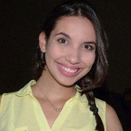 Apaixonada pela família, odontologia, SPFC...