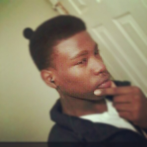 follow me i follow back...shidd im cool i live in Jackson...i mean dhu way i c it if we cool dats wassup if not fwm...