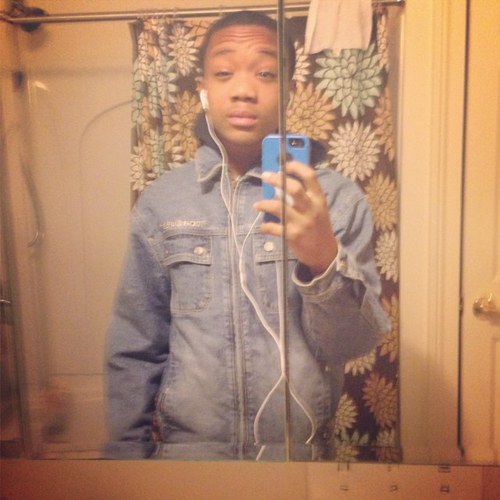 #Team single # Ballislife #TeamQuanna I was heaa, love you agg ❤