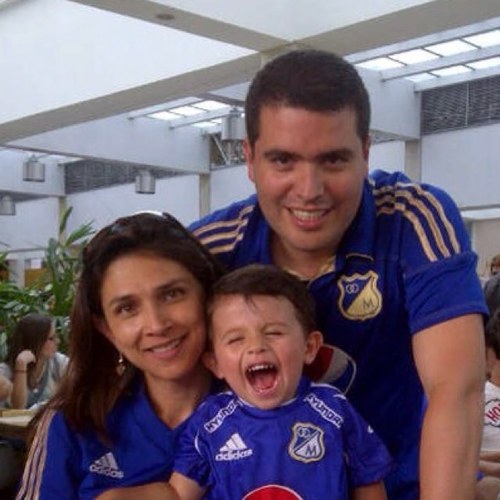 charliebermud's profile picture. 