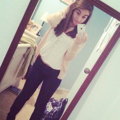 #Cancer ♋ #Softball #Volleyball #Friends #Family follow me ! ☺