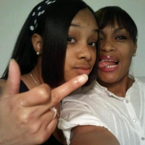 SoFly_itsScary's profile picture. i always put God 1st.... Everything else will fall into place.... tha love of my life is 5... im a good person with a big heart...loyalty b4 royalty!