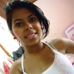 ~ @_Mihmada ♥ Toda mulher causa um efeito que esconde que seu corpo perfeito
é só um convite pro que ela tem no coração.