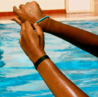 العطآء دون طلب يكون ٲعظم ♥و الحُب دون شك يكون آروع ♡والصدآقھہ دون مصآلح♡​ تكون آصدق