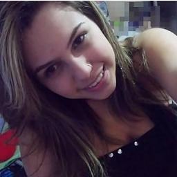 EU FICO NA MINHA SÓ A OBSERVAR, ME PERGUNTANDO ONDE VAI PARAR. MAS QUEM SOU EU PRA JULGAR? É CADA UM NA SUA!