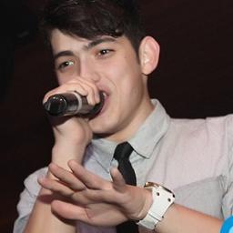 Sergio Roberto Cespedes, 19 anos, cantor e compositor, natural de Campo Grande–MS.