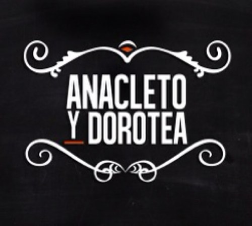 Ofrecemos mas de 100 combinaciones de montaditos en un ambiente cálido, cómodo e informal. Plaza Castilla 809-338-3000.