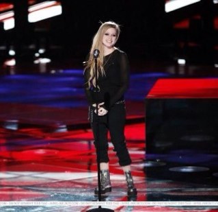 AVRIL LAVIGNE AND TAYLOR SWIFT Thank you idols #13