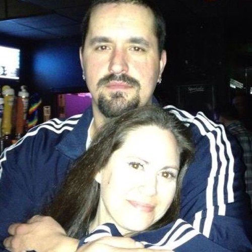 melyat12's profile picture. 