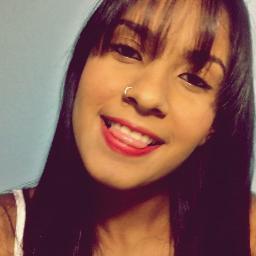15 anos ,so morena nao muito alta, corinthiana  ,adoro chocolates, adoro fazer amizade .Quer saber mais ?  Fallow-me ?