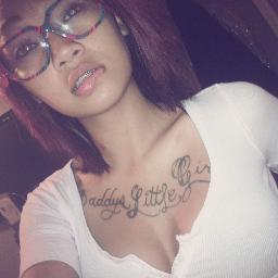 #Aries , #1993 , #TeamBraces : . 

Linda | 20 | Single | Independent | Goofball | Sweetheart [ :