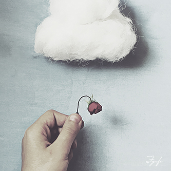 لِٱ شيُ عنُدِيْ { آفخَر بْہَ } آعظمُ منُ (ربُ)! آسجَدُ لِہْ ♥!