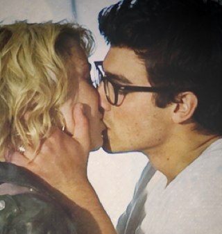 JoeLucas93's profile picture. I'm in a band called J.O.N.A.S. just an ordinary guy trying to live a ordinary life. I went to LA to have a rocking summer. dating @stellamalone93. (: