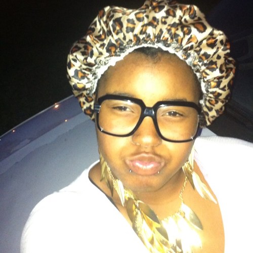 mother of 2 :) imBLESSed.. livin,luvin life!. - PAPERCHASERr ! #RIPuncleRONALDLEE &TY imy &ily